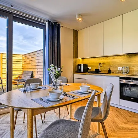 Z Basenem I Saunami Stone Hill Vip Centrum By Royal Aparts Apartment *