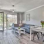 Appartement Z Basenem I Saunami Stone Hill Vip Centrum By Royal Aparts *