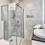 Z Basenem I Saunami Stone Hill Vip Centrum By Royal Aparts Апартаменти Шклярська Поремба