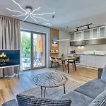Appartement Z Basenem I Saunami Stone Hill Vip Centrum By Royal Aparts *