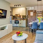 Z Basenem I Saunami Stone Hill Vip Centrum By Royal Aparts Szklarska Poręba