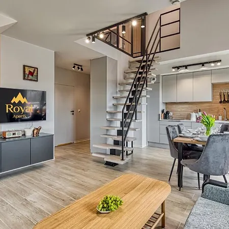 Z Basenem I Saunami Stone Hill Vip Centrum By Royal Aparts Apartament *