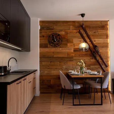 Apartment Z Basenem I Saunami Stone Hill Vip Centrum By Royal Aparts Szklarska Poreba