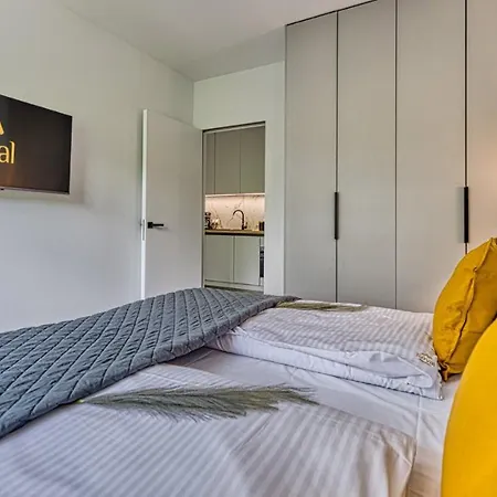 Z Basenem I Saunami Stone Hill Vip Centrum By Royal Aparts شقة *