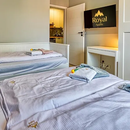 Z Basenem I Saunami Stone Hill Vip Centrum By Royal Aparts * Sklářská Poruba