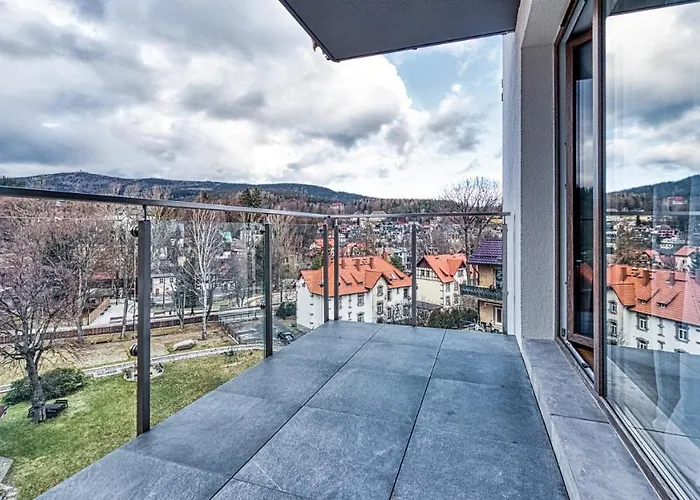 Z Basenem I Saunami Stone Hill Vip Centrum By Royal Aparts Apartment *