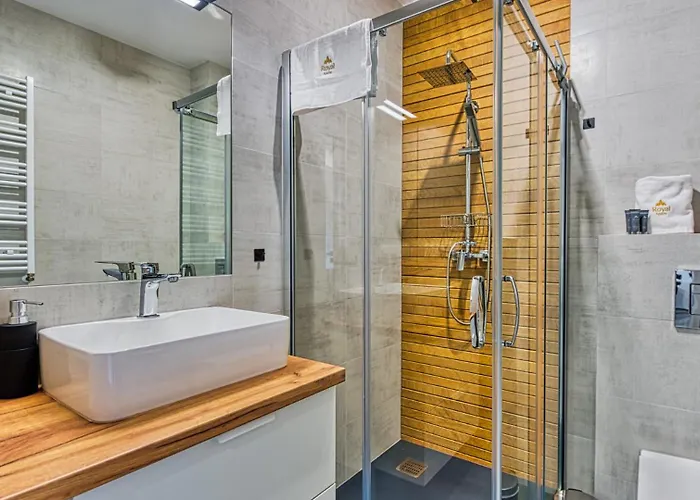 Apartmán Z Basenem I Saunami Stone Hill Vip Centrum By Royal Aparts Sklářská Poruba